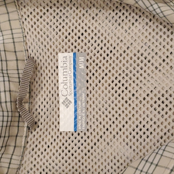 Mens Columbia tan plaid button down shirt size M - Picture 4 of 6